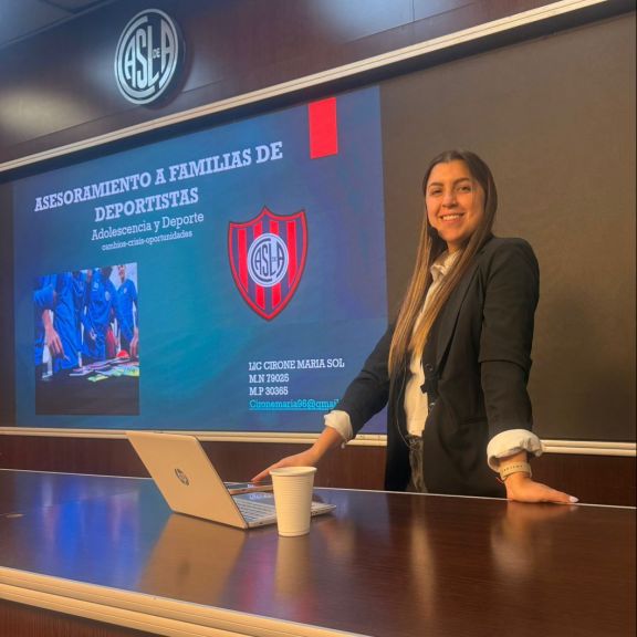 De la cancha a la vida: charla para padres de jóvenes deportistas