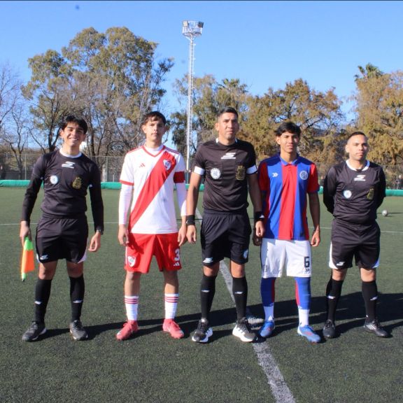 Los pibes de Liga Metropolitana se hicieron fuertes ante River